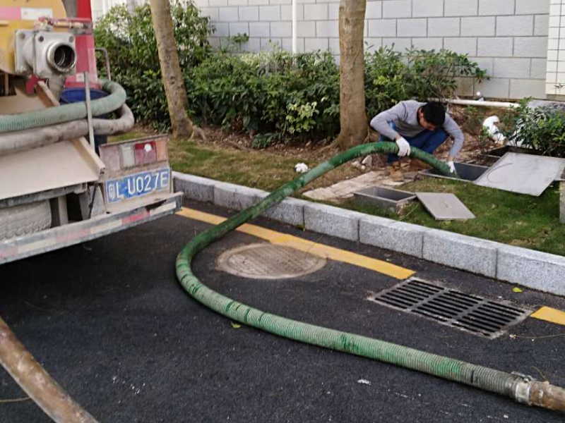 雨花区厕所疏通 雨花区厕所疏通多少钱次